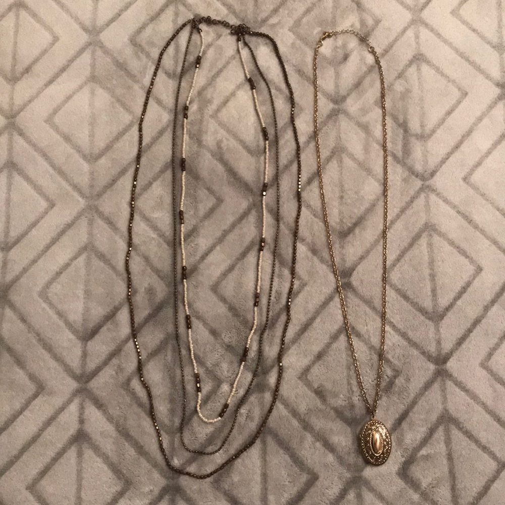 2 Forever21 necklaces